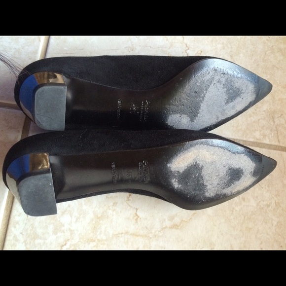 Prada black suede flat - Picture 3 of 5